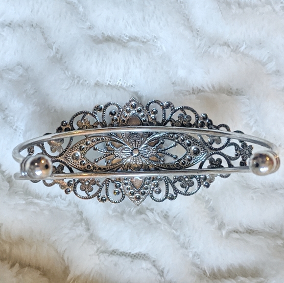 Mood Gem in Bezel Setting Filigree Cuff B… - Picture 6 of 6